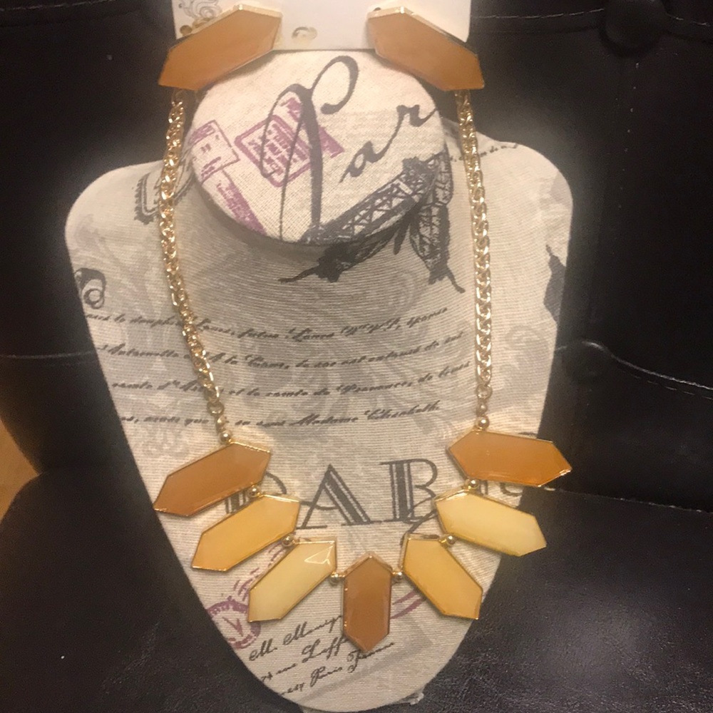 Necklace set